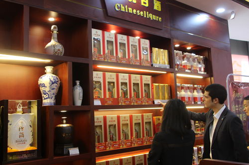 南阳汾酒竹叶青旗舰店盛大开业，一站式酒类选购新地标